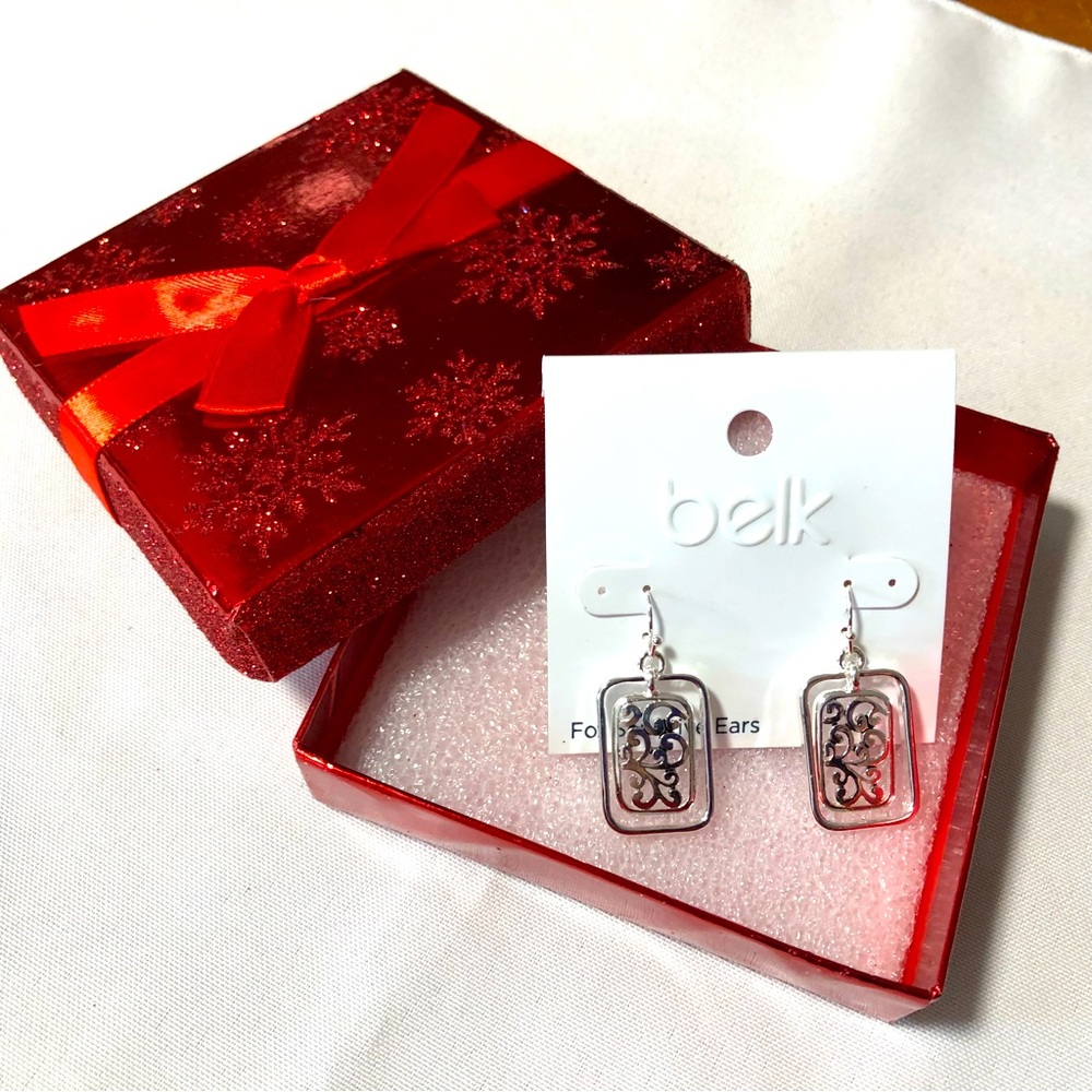 New Belk silver sensitive earrings